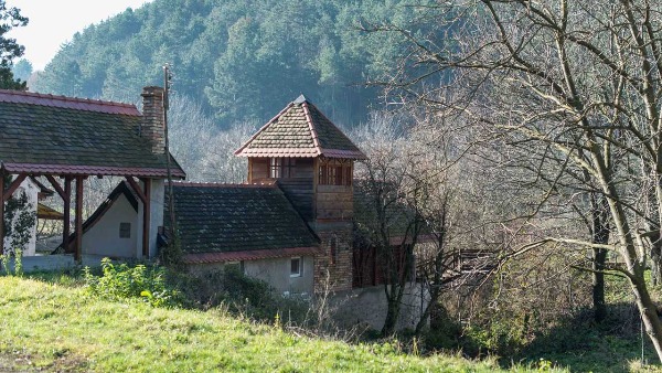 Stories of the Archipelago of Villages in Europe (SAVE)